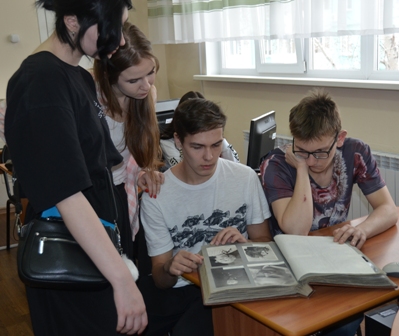 В Национальном архиве Республики Хакасия  проходит цикл мероприятий «Театральные страницы Хакасии»!